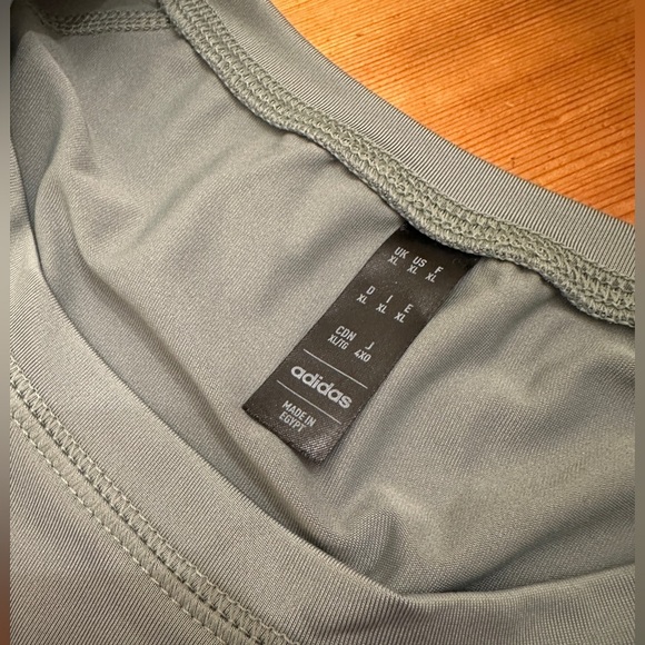 NWT ADIDAS MENS XL Silver Green
MENS SHORT
SLEEVE SUN SHIRT - Picture 7 of 7